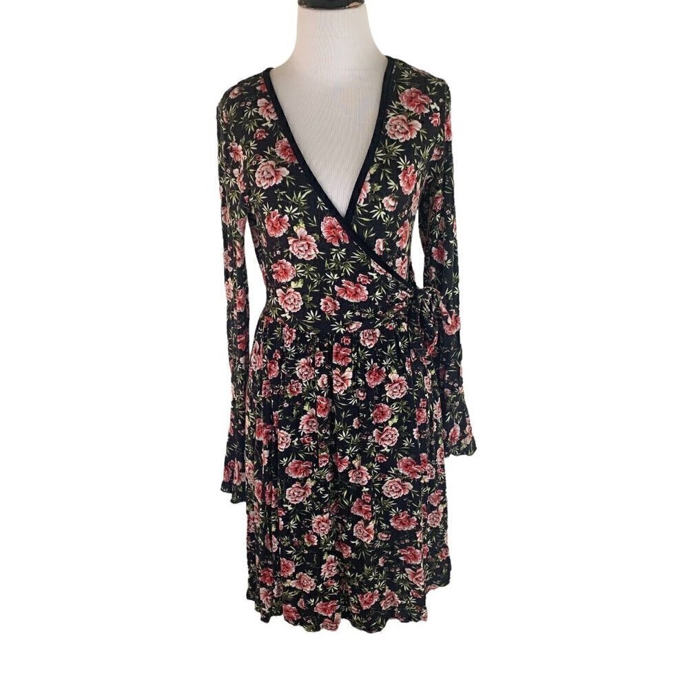Xhilaration Women's S Small Faux Wrap Mini Dress Floral Print V-Neckline